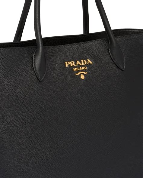 Prada Pelle 